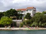APP_GALEB_03_150x113.jpg (12126 bytes)